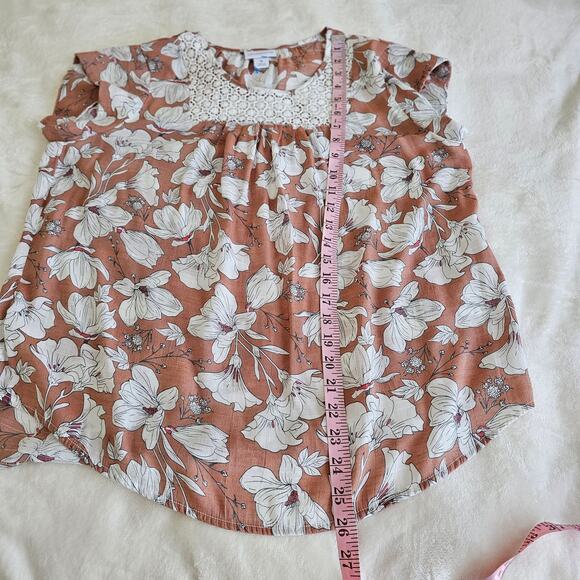 Liz Claiborne Women’s Blouse Size M Rayon Blend Made in Vietnam - Picture 5 of 7